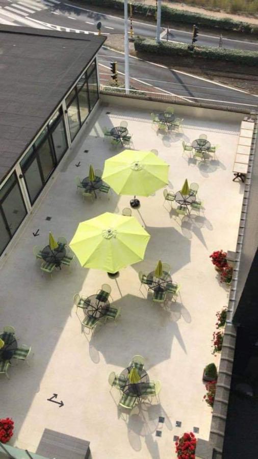 Studio 405 Op Zeedijk Met Frontaal Zeezicht 4De Verdiep Middelkerke Εξωτερικό φωτογραφία