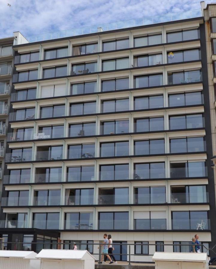 Studio 405 Op Zeedijk Met Frontaal Zeezicht 4De Verdiep Middelkerke Εξωτερικό φωτογραφία